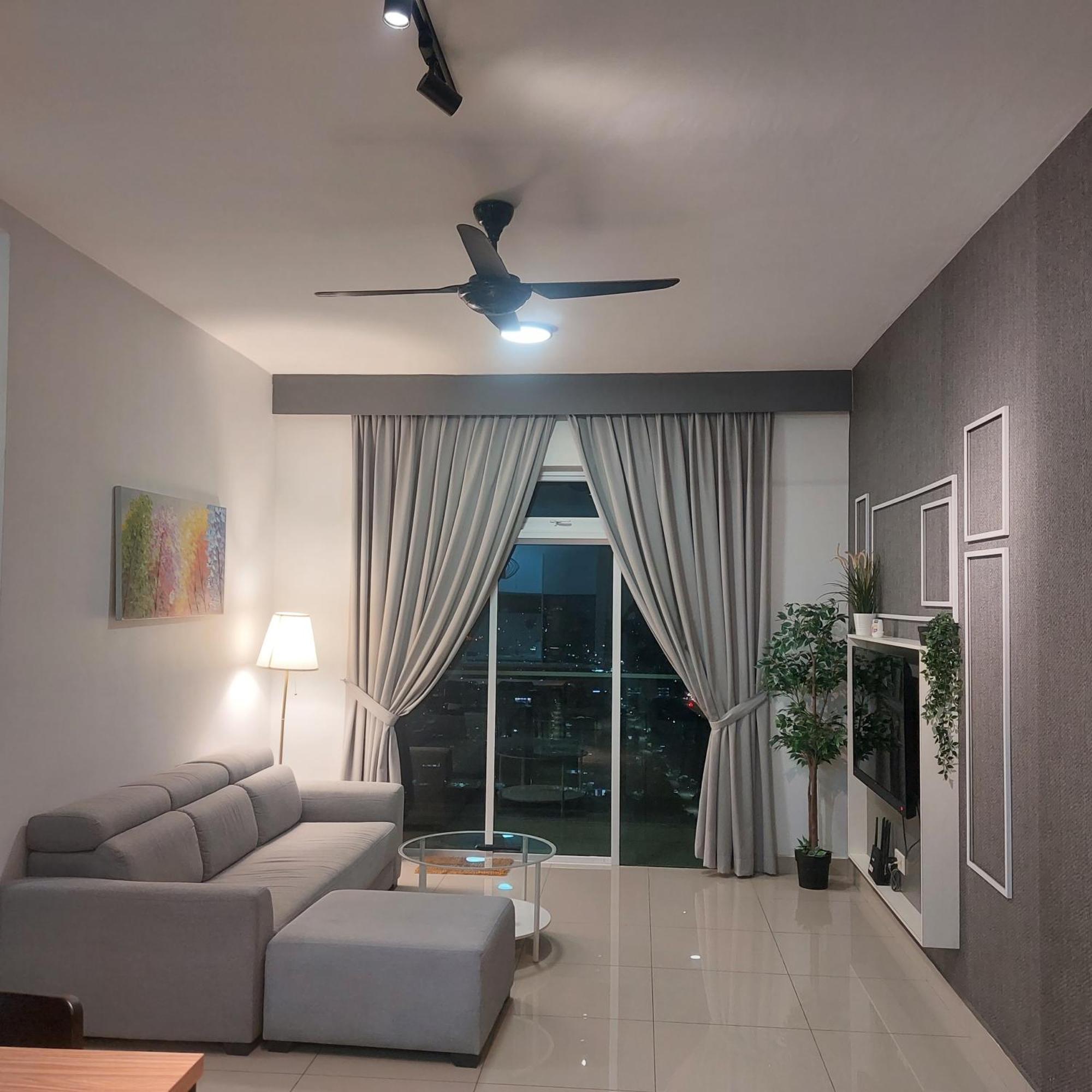Twin Galaxy Jb Homestay By Summer Джохор Бахру Стая снимка